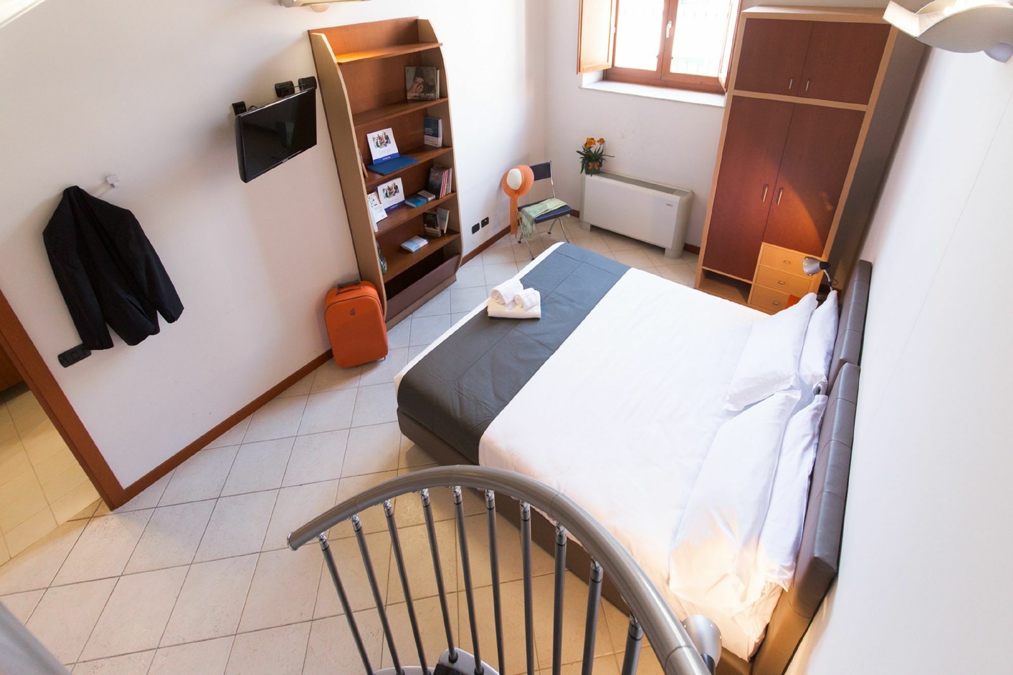 Camplus Guest Catania Bagian luar foto