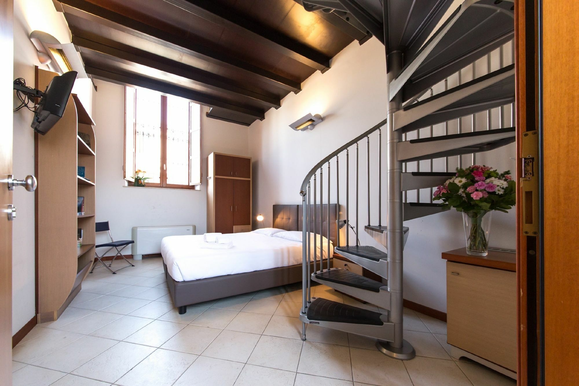 Camplus Guest Catania Bagian luar foto